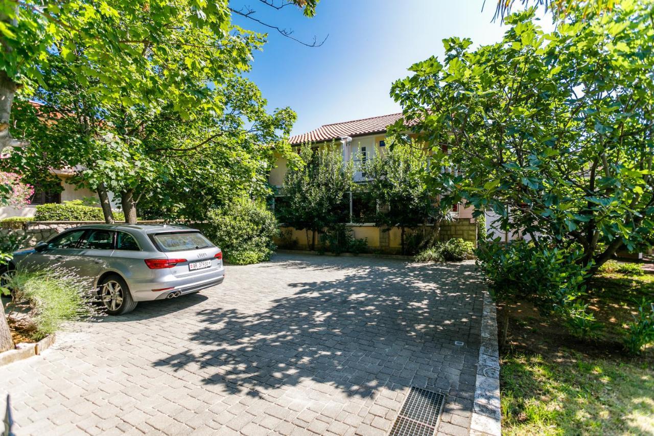 Apartment Marko Kornić Eksteriør bilde