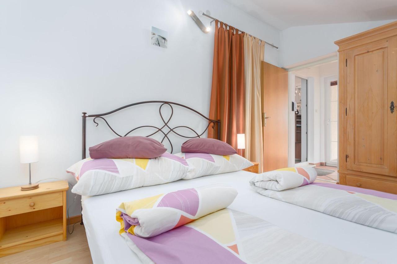 Apartment Marko Kornić Eksteriør bilde