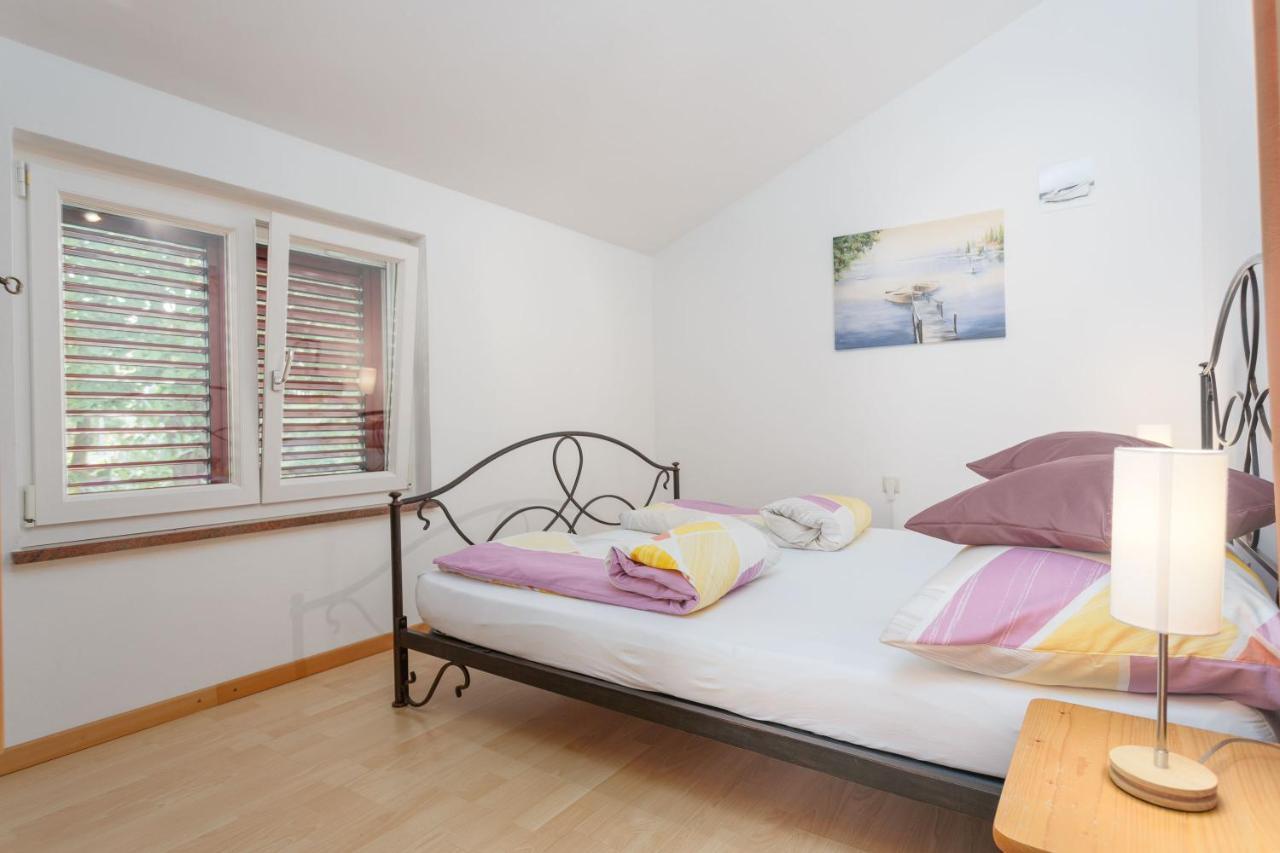 Apartment Marko Kornić Eksteriør bilde